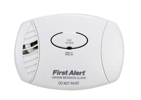 CARBON MONOXIDE DETECTOR, PLUG IN WITH BATTERY